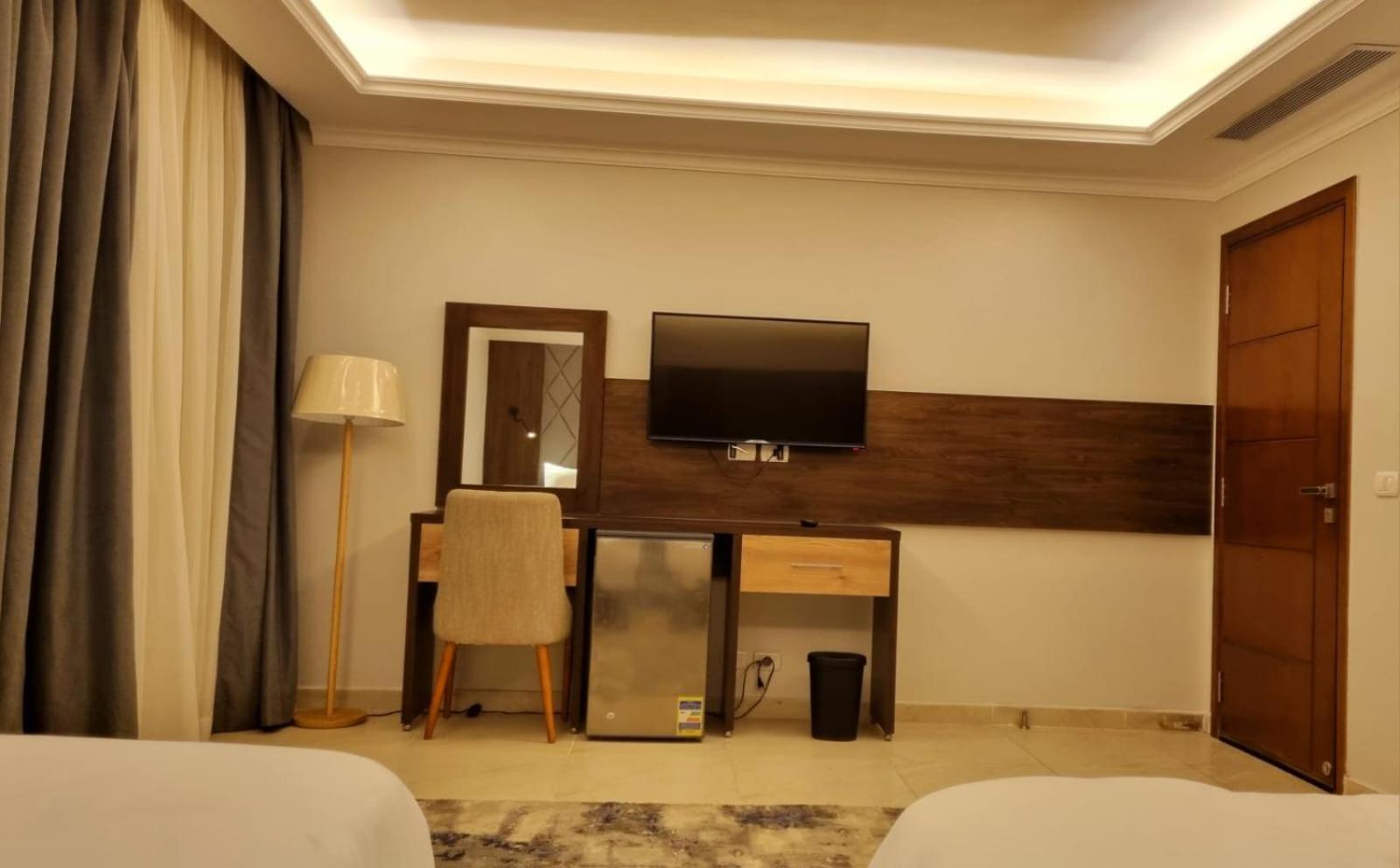 Готель Grand Plaza Sheikh Zayed Kafr Abu 'umaydah Екстер'єр фото